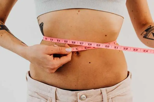 Cuánto tiempo tarda la recuperación de una abdominoplastia