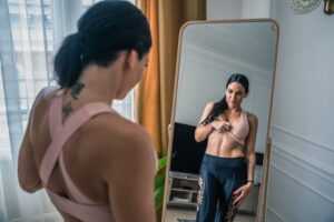 consejos para cuidar la piel después de la abdominoplastia