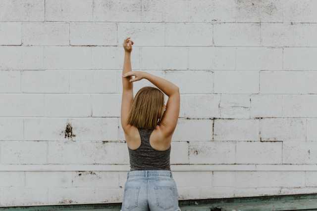 Braquioplastia Todo lo que necesitas saber sobre el lifting de brazos